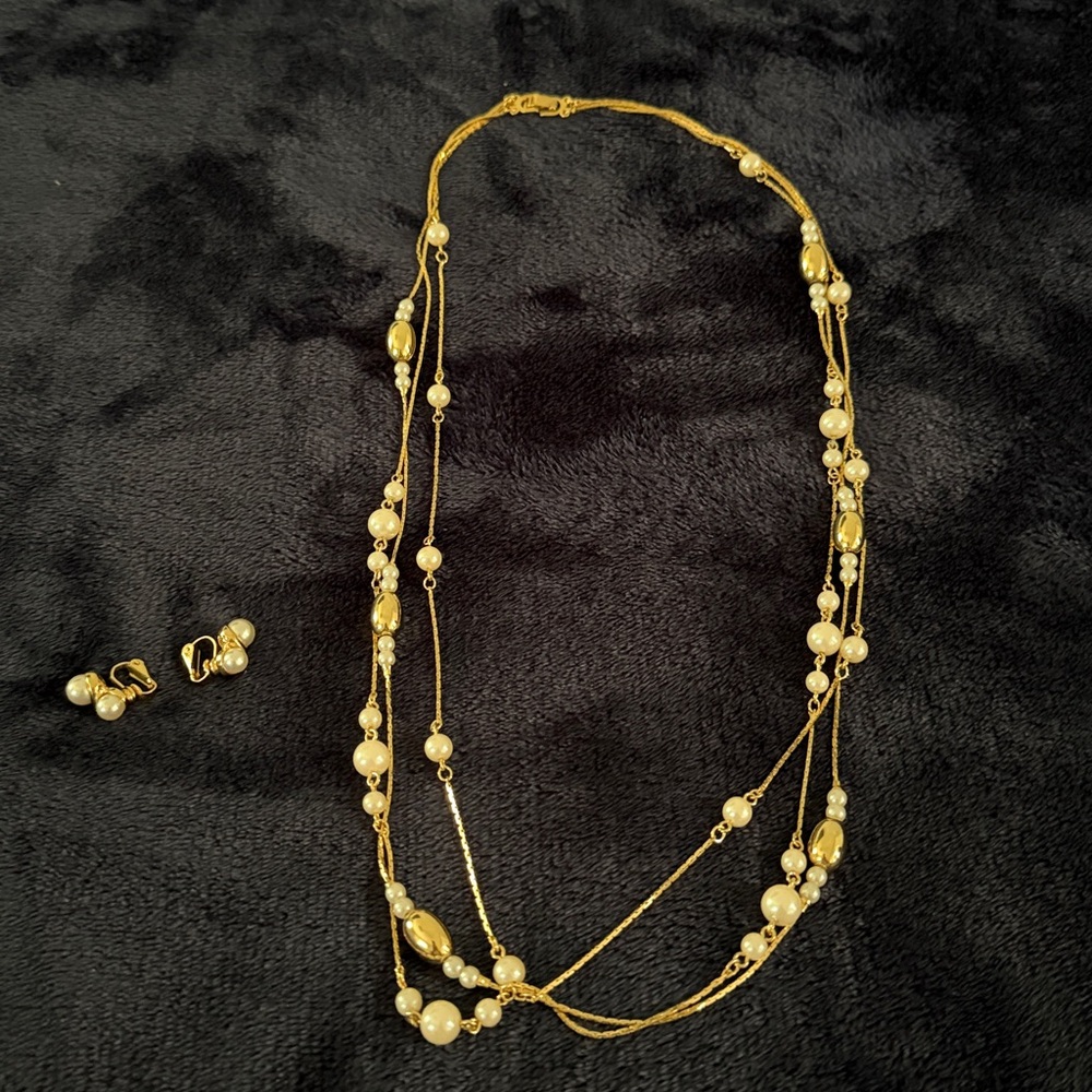 Vintage Gold and Pearl Necklace with Matching Earrings